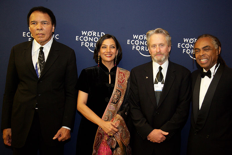 800px-Ali,_Azmi,_Douglas,_Gil